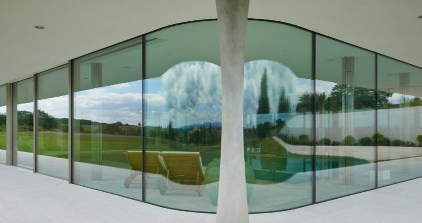 شیشه خم برای نمای ساختمان
